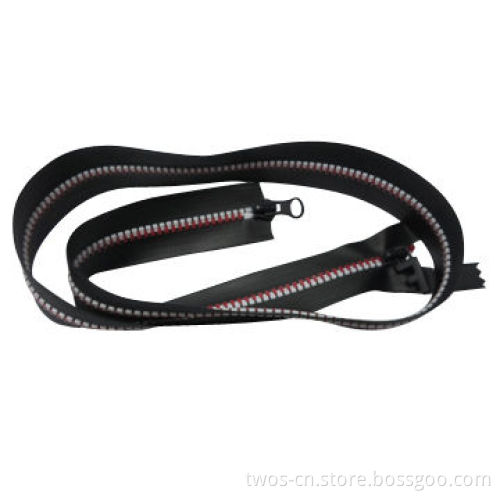 #5 Nylon Zipper, Made of Nylon, T3 Type of Teeth, Waterproof/Colorful Tape/Various Sliders Available